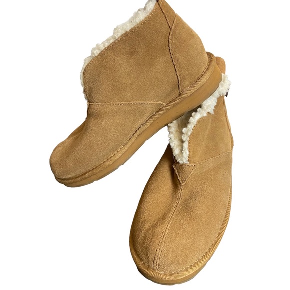 Cabela's Shoes Cabelas Girls Tan Leather And Wool Sherpa Lined